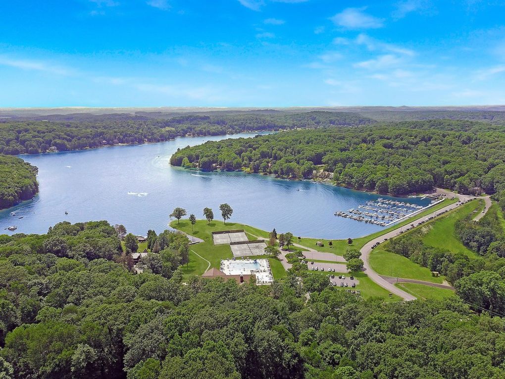treasure lake